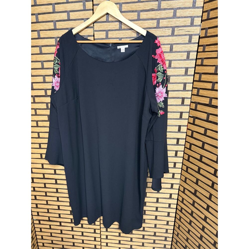 Cato Black Embroidered Floral‎ Sleeves Dress Size 24W